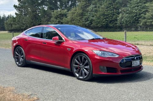 tesla-model-s-2015_main-image